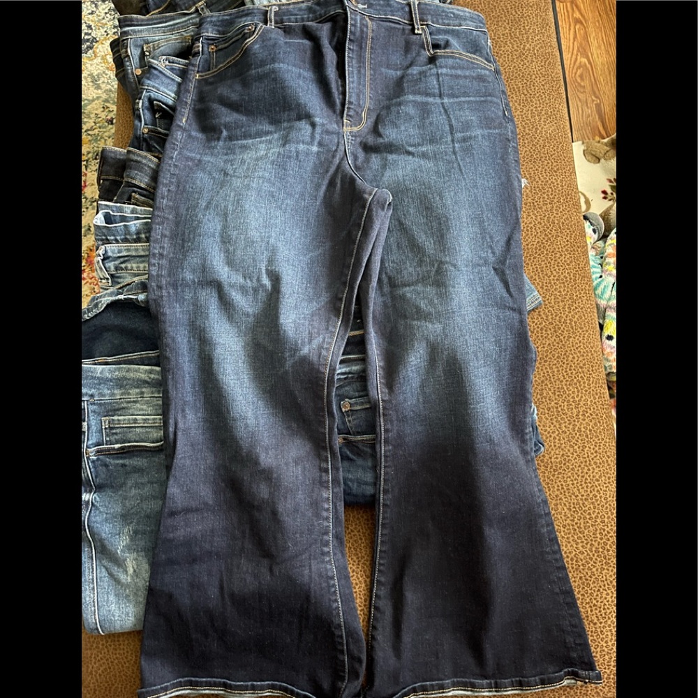 American Eagle highest rise flare. 20 short